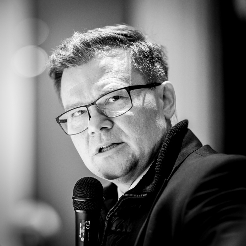 Umweltminister Carsten Schneider fotografiert von Vincent Mosch www.mosch.berlin